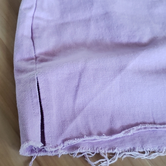 SHEIN Plus Slit Side Raw Hem Denim Skirt - Picture 3 of 6